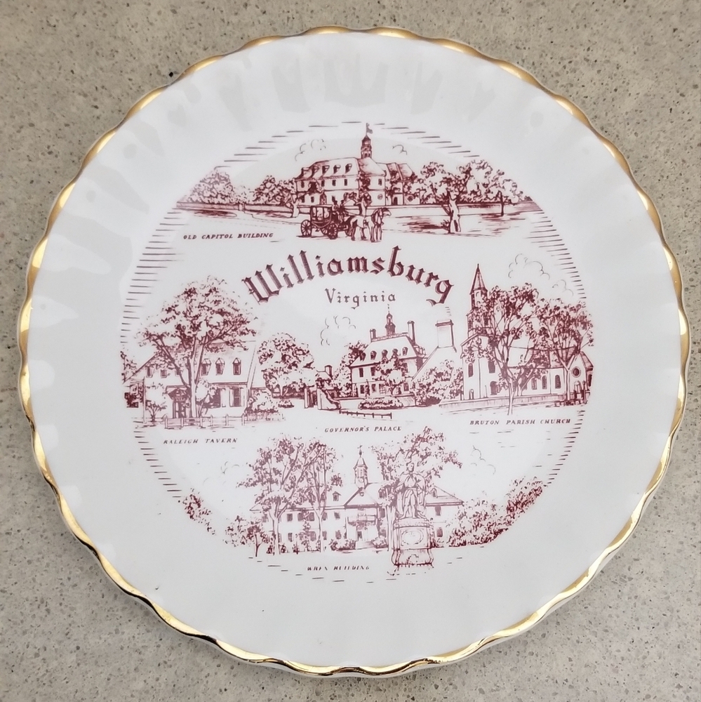 Vintage Souvenir Plate Williamsburg VA